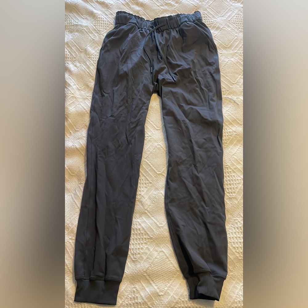 Lululemon Stretch High Rise Jogger -Barely worn - Picture 2 of 2